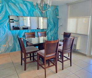 Dining - Villa iL moüre: Oceanview with Balcony Bliss (Aguadilla)