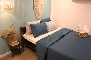 1 slaapkamer, een strijkplank/strijkijzer