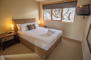 2 bedrooms