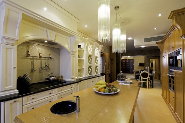 Private kitchen - Villa Estelle (Rhodes)