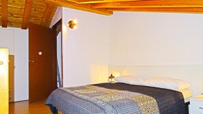 Apartment, 1 Schlafzimmer | 1 Schlafzimmer, Babybetten, WLAN, Bettwäsche