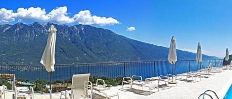 حمّام سباحة خارجي موسمي