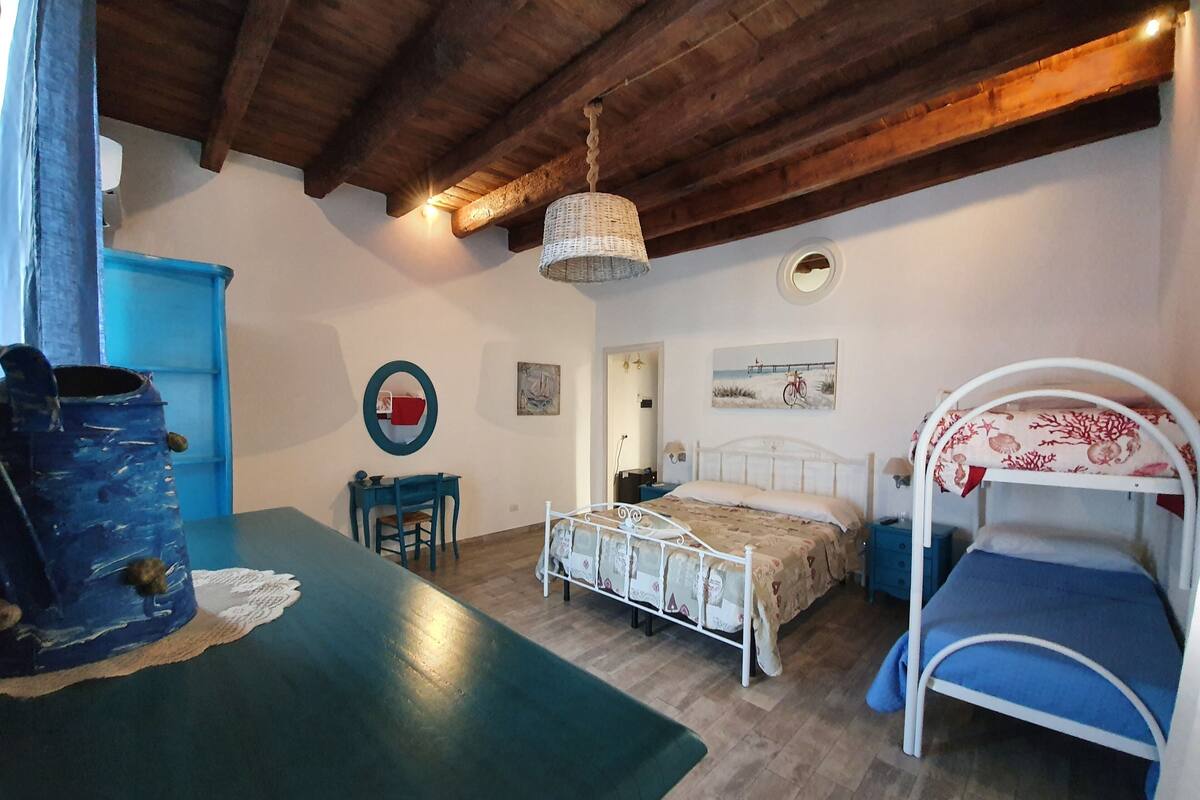Quadruple Room, Balcony, Sea View | Premium bedding, in-room safe, individually furnished, desk