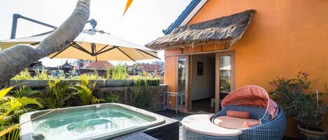 Villa, 2 habitaciones, para no fumadores | Tina de hidromasaje