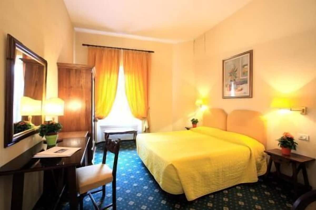 Desk, free WiFi, bed sheets
