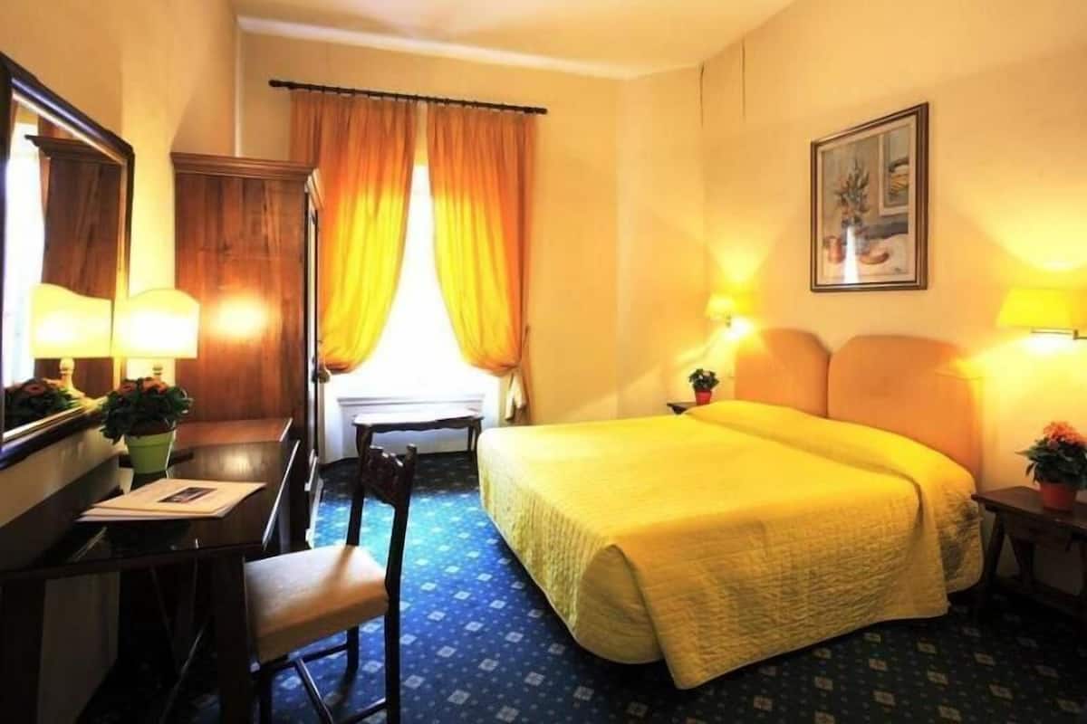 Desk, free WiFi, bed sheets