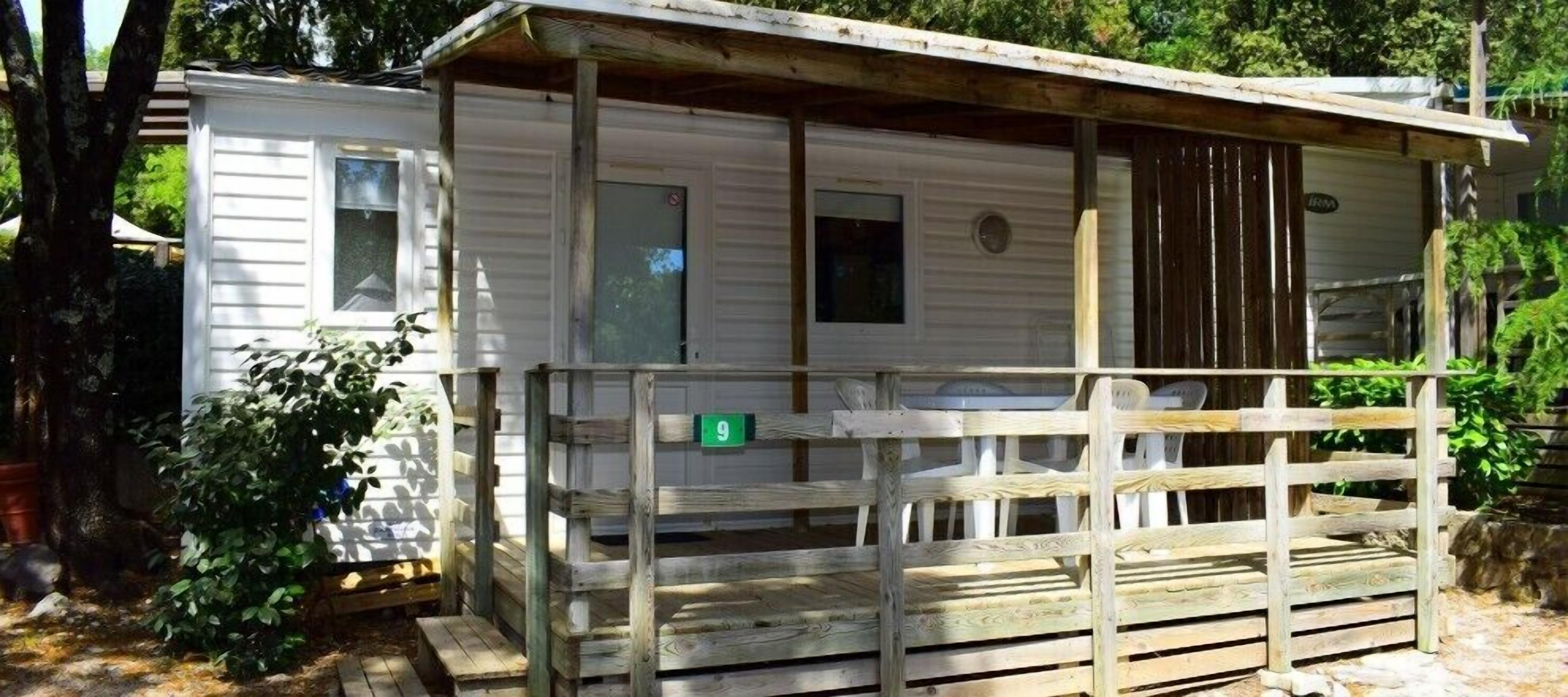Mobile Home, Non Smoking (18 M2) | Individually decorated, individually furnished, iron/ironing board