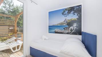 Mobile Home, 3 Bedrooms (5+2) | Free WiFi, bed sheets