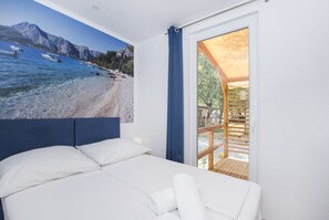 Mobile Home, 3 Bedrooms (5+2) | Free WiFi, bed sheets