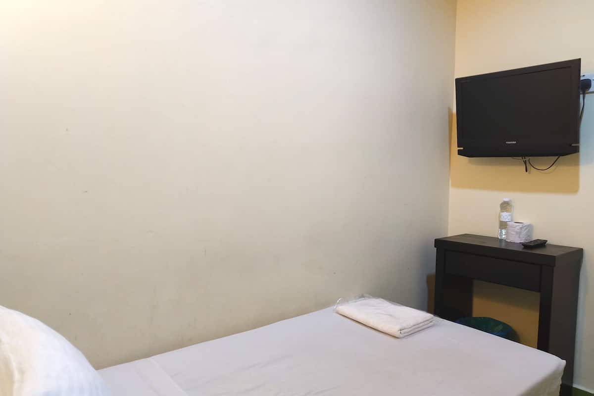 Standard Single Room, 1 Twin Bed, Non Smoking | Free WiFi, bed sheets