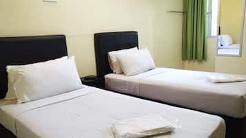 Deluxe Twin Room, 2 Twin Beds, Non Smoking | Free WiFi, bed sheets
