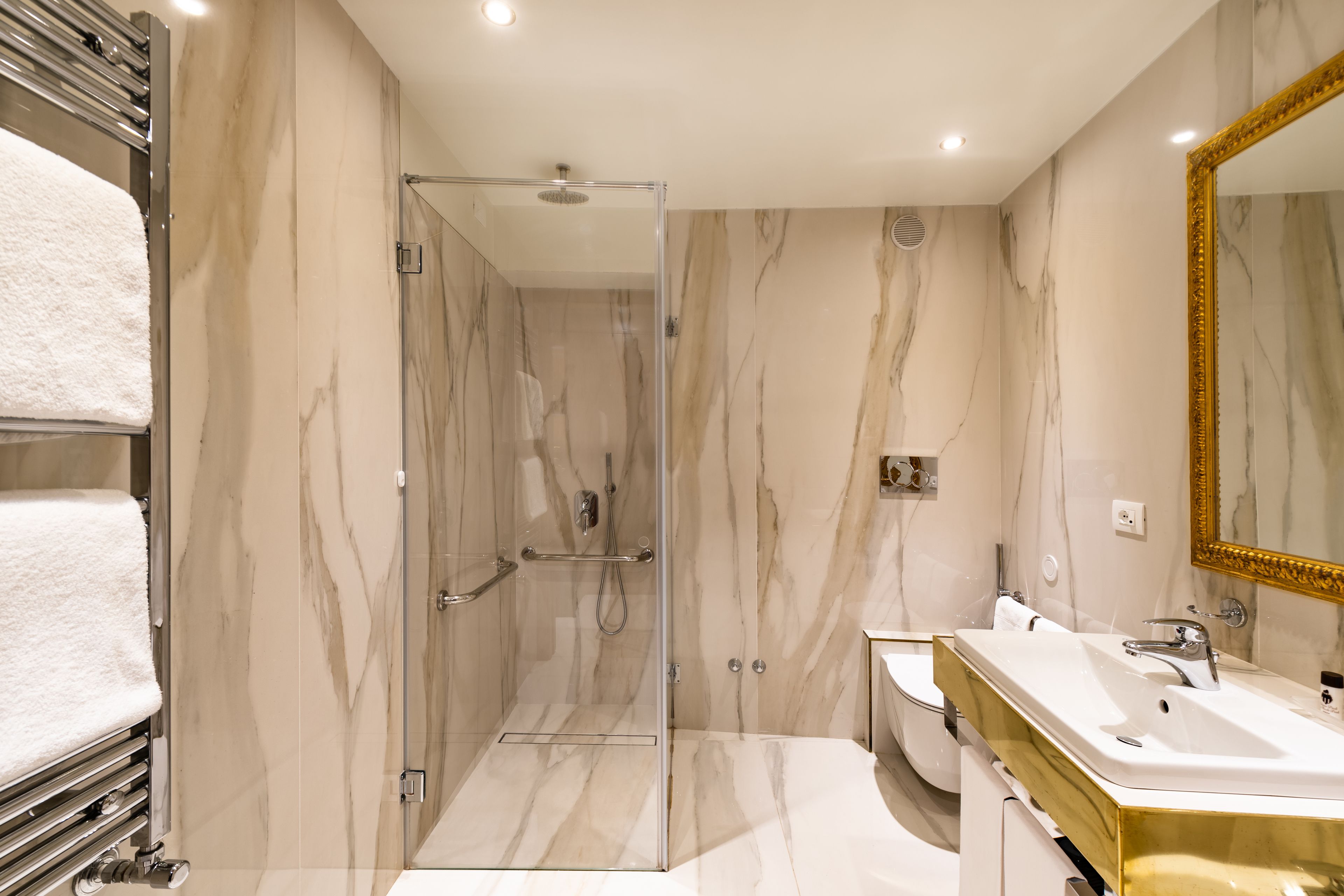 classic double or twin room | bathroom | jetted bath, rainfall showerhead, free toiletries, hair dryer