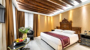 Classic-Doppel- oder -Zweibettzimmer | 1 Schlafzimmer, Zimmersafe, laptopgeeigneter Arbeitsplatz