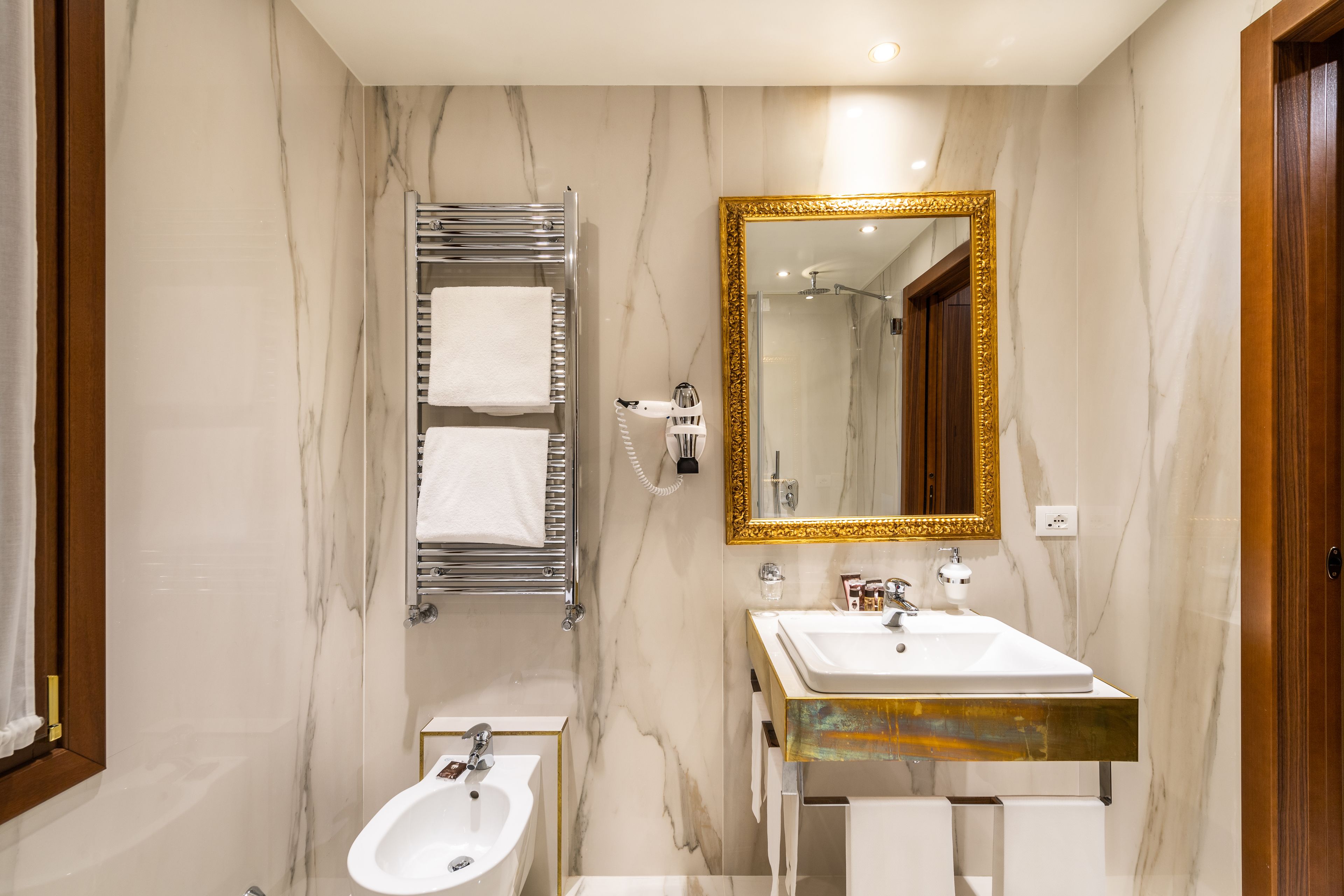 classic double or twin room | bathroom | jetted bath, rainfall showerhead, free toiletries, hair dryer
