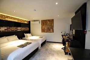 Family Twin Room | Individually decorated, individually furnished, desk, blackout drapes - Incheon Illuwa (Incheon)