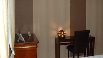 Phòng đôi, 1 giường đôi (Maxime) | Trang trí khác biệt, trang bị nội thất với thiết kế riêng biệt