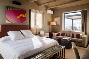 Suite 3 | 이탈리아 프레떼 시트, 고급 침구, 오리/거위털 이불, 셀렉트 컴포트 침대