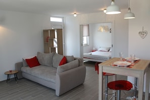 Apartment, 1 Bedroom, Terrace, Sea View | Living area