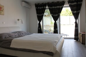 Iron/ironing board, free cots/infant beds, free WiFi, bed sheets - Apartments Mala (Konavle)