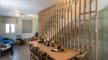 Nhà, nhiều giường, không hút thuốc | Khu phòng khách | TV màn hình phẳng, Netflix, dịch vụ stream