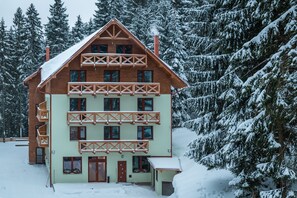 واجهة المنشأة