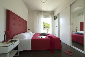 Standard Double Room, Balcony | Minibar, in-room safe, desk, free WiFi - Nice Hotel Bibione (San Michele al Tagliamento)