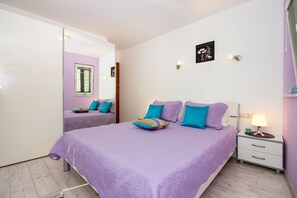 Appartamento | Ferro/asse da stiro, Wi-Fi gratuito, lenzuola