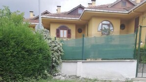 Courtyard - Akasya Bungalov 2 (Sapanca)