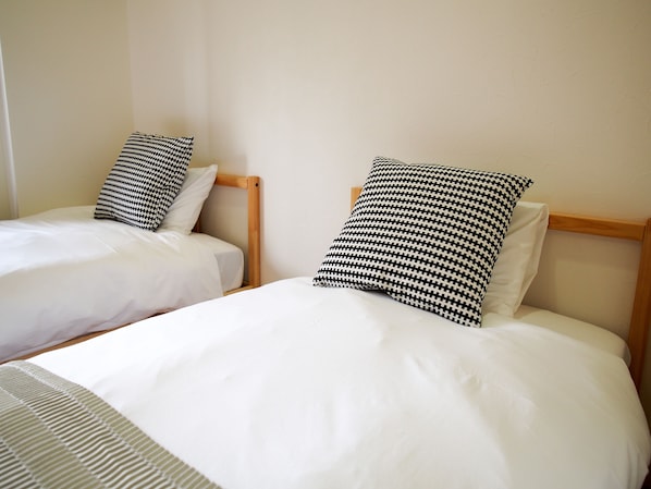 Standard Quadruple Room (PH162) | Blackout drapes, free WiFi, bed sheets
