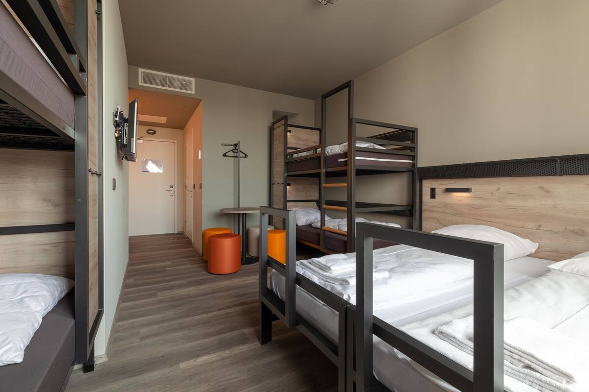 1 bedroom, in-room safe, blackout drapes, free WiFi