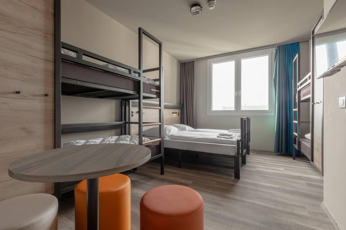 1 bedroom, in-room safe, blackout drapes, free WiFi