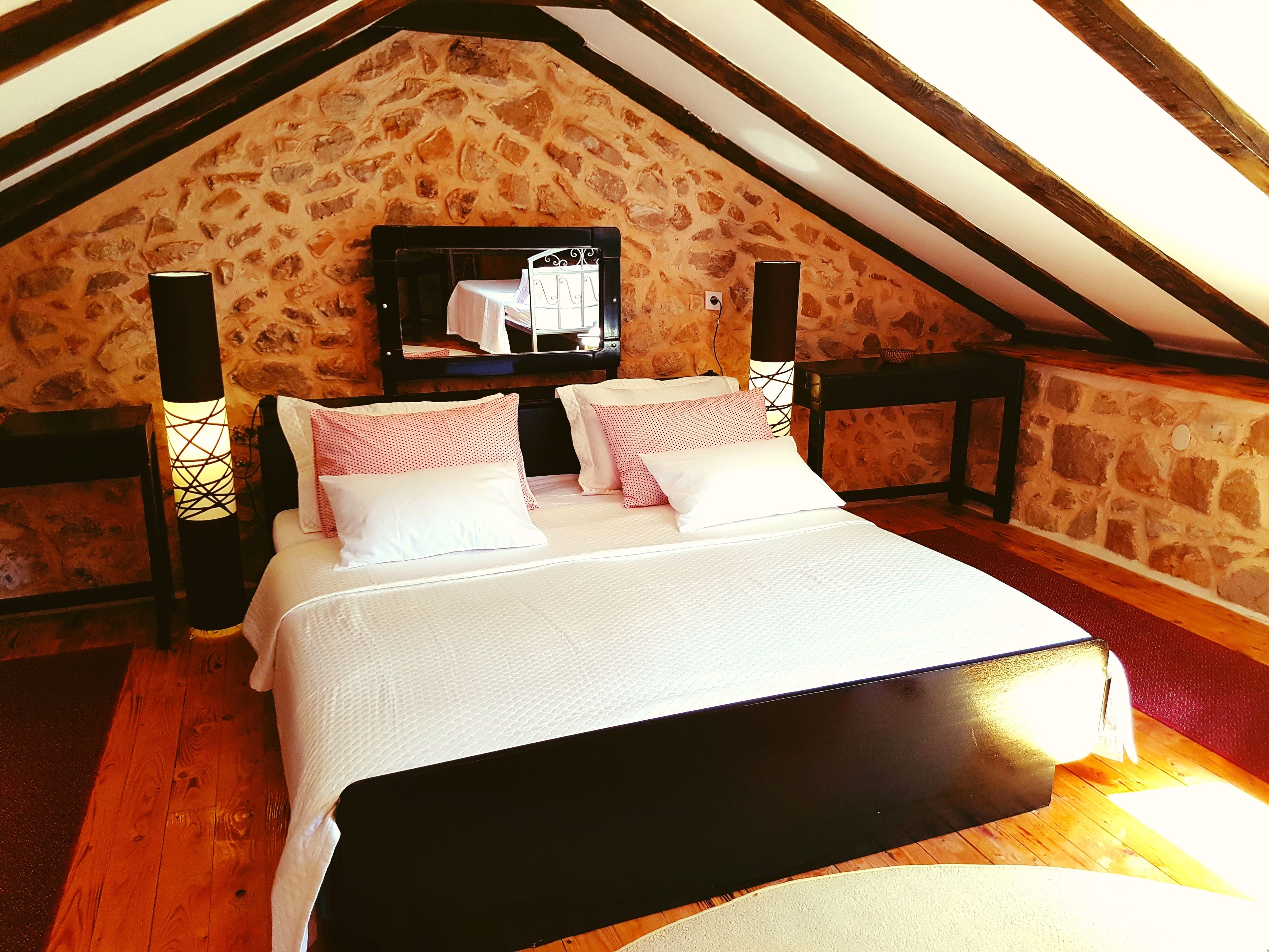 Ferienhaus (Dinko) | Schallisolierte Zimmer, Bügeleisen/Bügelbrett, kostenloses WLAN