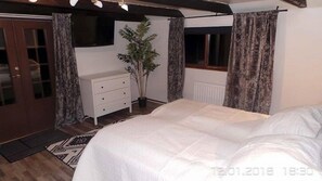 Individually decorated, individually furnished, free WiFi