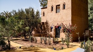 Outdoor pool - Kasbah Tiwaline (Marrakech)