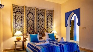 Superior Suite | Free cots/infant beds, rollaway beds, individually decorated - Kasbah Tiwaline (Marrakech)