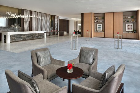 Address Sky View - Image 38