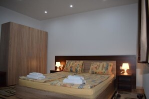 Standard Apartment, Balcony | Soundproofing, free cots/infant beds, free WiFi - Mamin Kolio (Bansko)