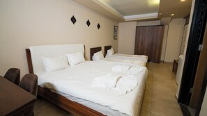 Ropa de cama de alta calidad y cortinas blackout 