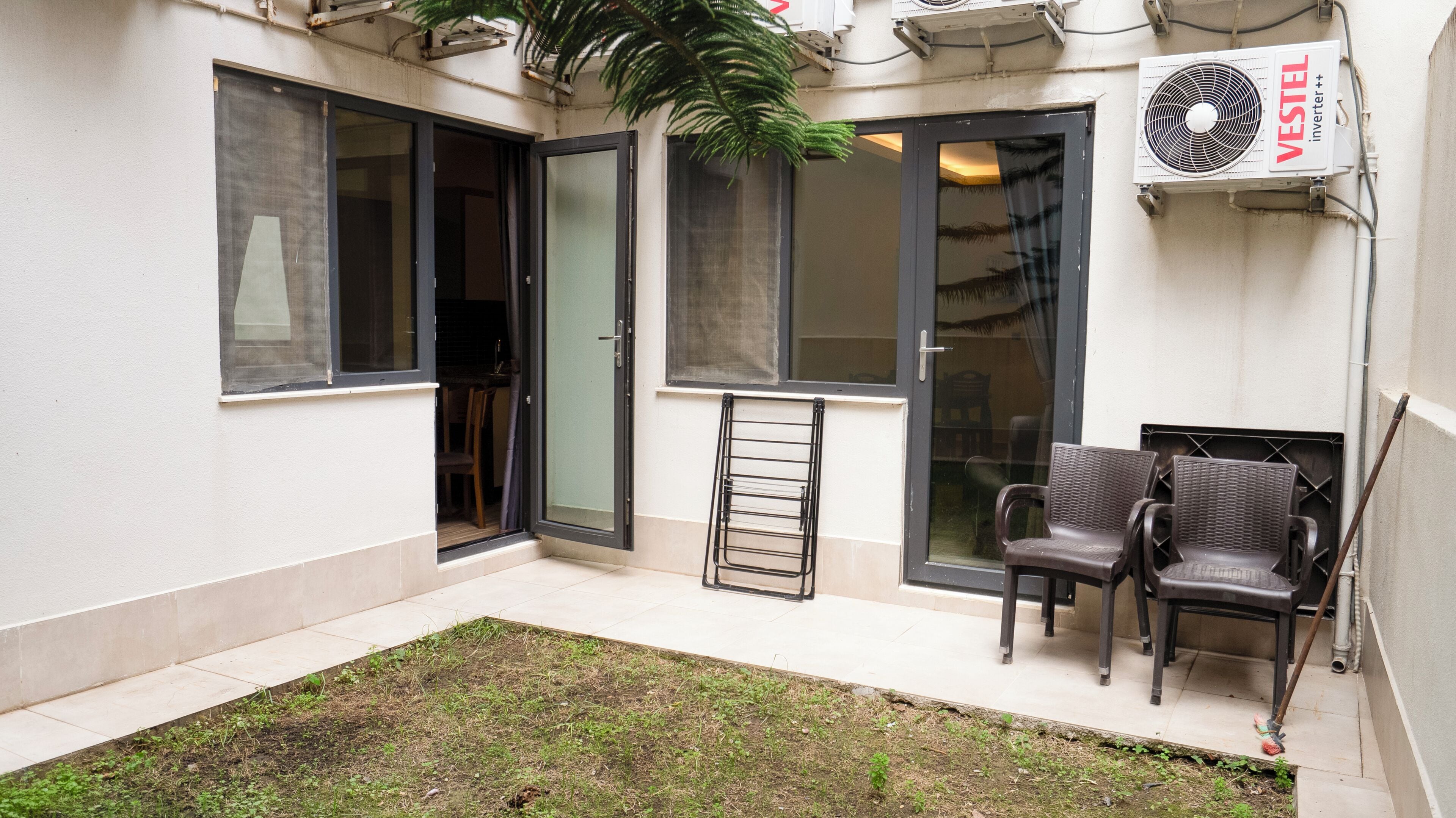 Deluxe-Apartment, 2 Schlafzimmer, zum Garten hin | Hochwertige Bettwaren, Verdunkelungsvorhänge, schallisolierte Zimmer