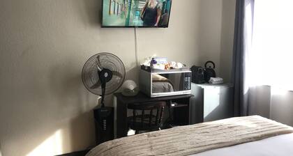 ★ CIUDAD DEL CABO ★ con Internet RÁPIDO hasta 100Mb / s (Fibra)