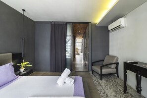 Signature Apartment, 1 Bedroom, Terrace (Potential Noise) | Egyptian cotton sheets, in-room safe, desk, blackout drapes - Christina's Saigon - An House (Ho Chi Minh City)