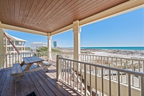 Unclassified image, 4 of 60, button