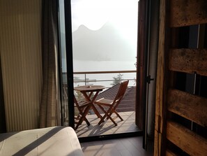 Panoramic Double Room, Private Bathroom, Lake View (Charme)