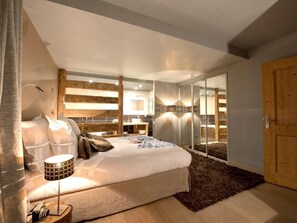 Suite Confort, baño privado (rez de jardin)