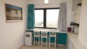City Studio, Non Smoking, City View | In-room dining - Jerusalem Center Apartments (Jerusalem)