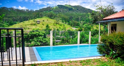HOLIDAY IN MISTY MOUNTAINS - EXOTIC ASIAN LIVING @ SRI KANDYAN VILLA