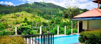 HOLIDAY IN MISTY MOUNTAINS - EXOTIC ASIAN LIVING @ SRI KANDYAN VILLA 