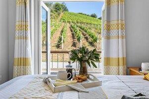 Casa de campo estándar, baño privado, vistas al viñedo (No Pets ) | 2 dormitorios