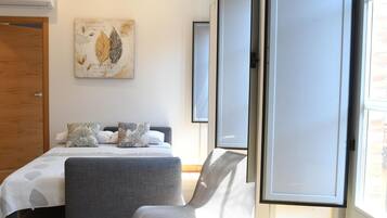 1 habitación, tabla de planchar con plancha y acceso a internet