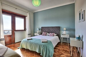 6 bedrooms, iron/ironing board, WiFi, bed sheets